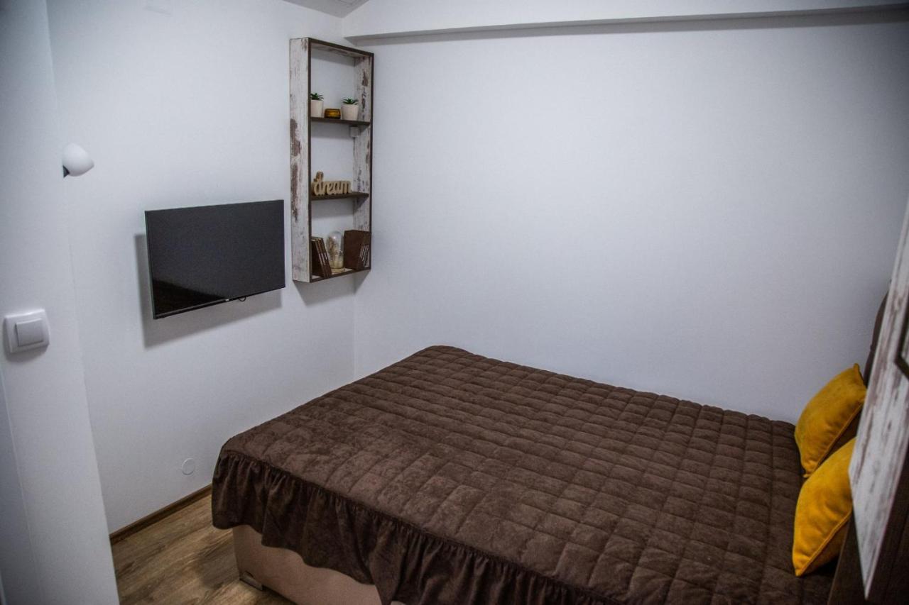 Smile Apartment Pirot Exterior photo